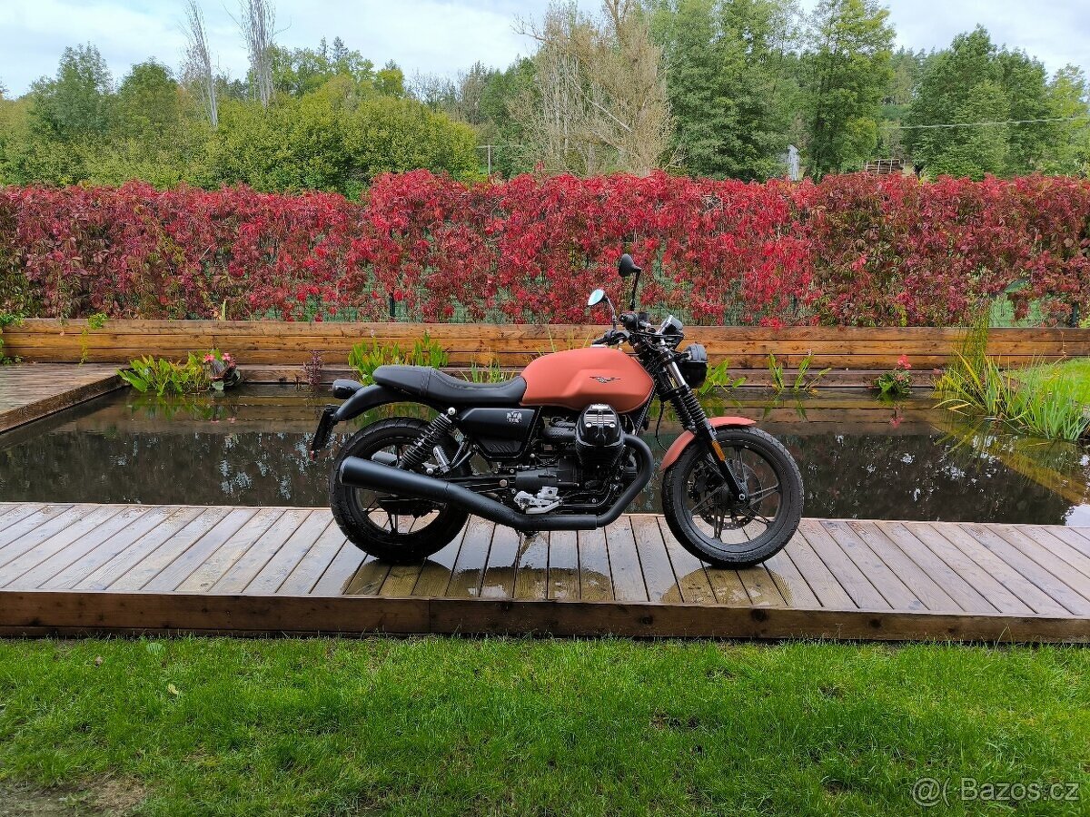 Moto Guzzi V7