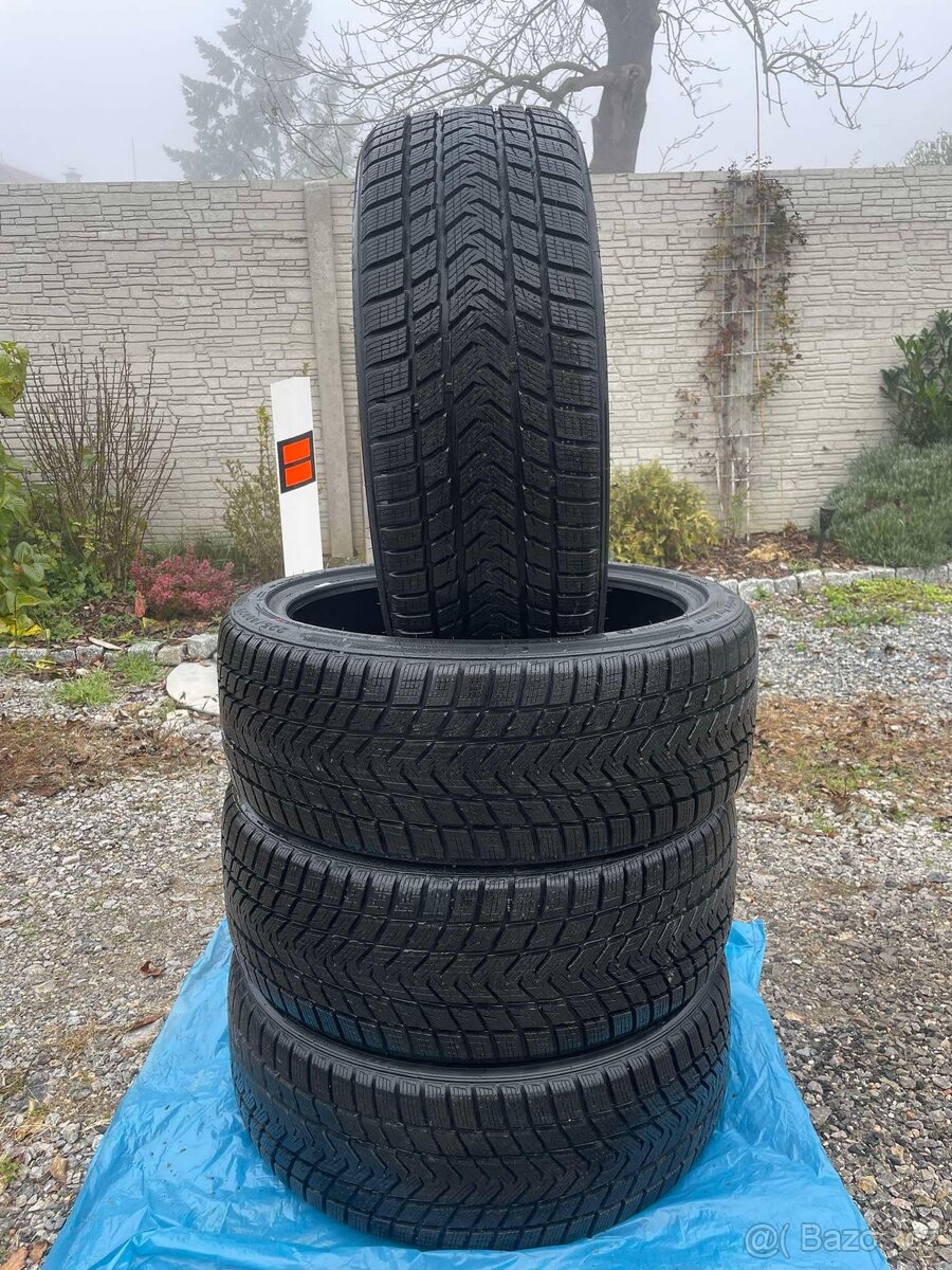 nové zimní pneu 225/40R20 XL