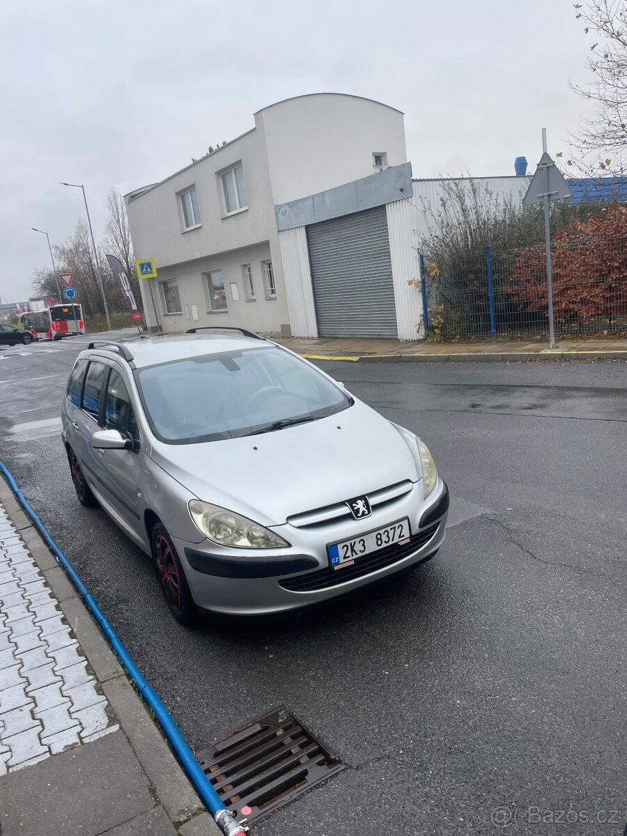 Peugeot 307 SW 2.0 HDI 79 KW. Klima, tažné…