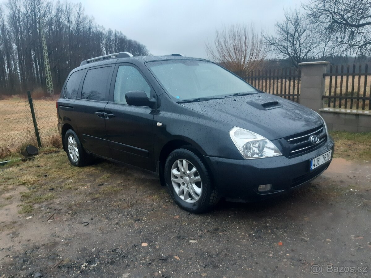 Prodám Kia Carnival 2.9 Crdi, Stav sednout a jezdit...