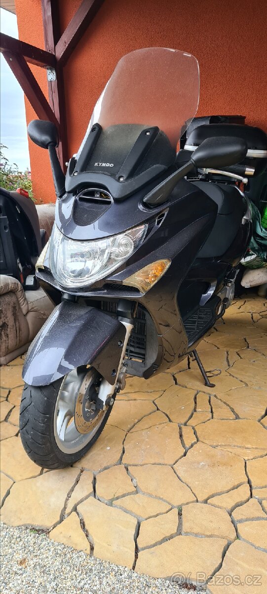 Kymco x-citing 250