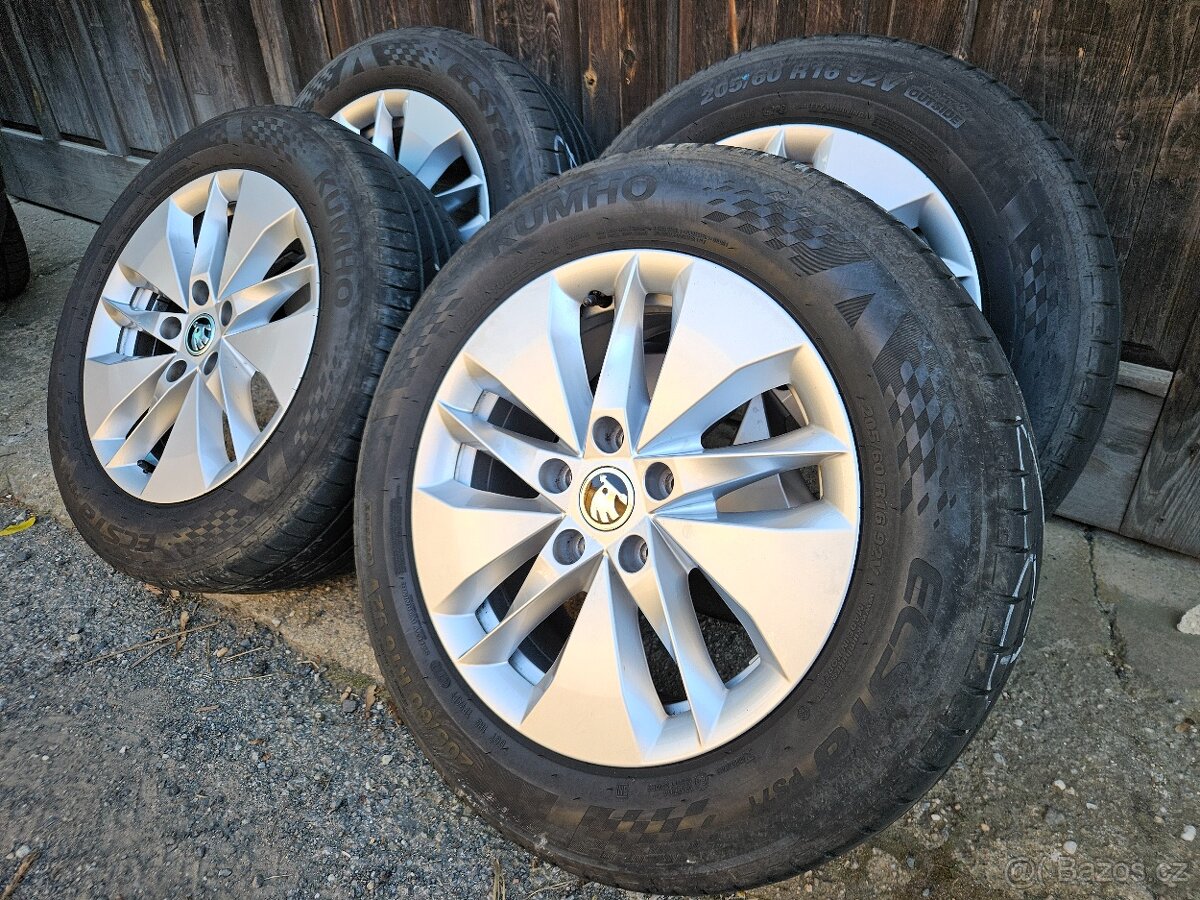 16" 5x112 ŠKODA OCTAVIA 4 originální letní sada