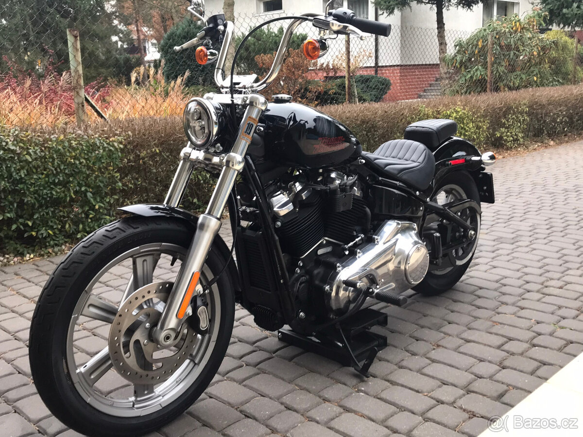 Harley Davidson Softail Standard M8 FXST