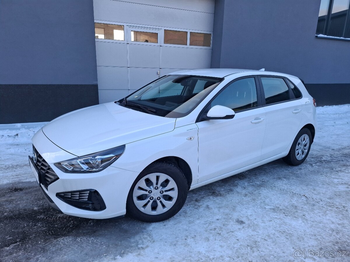 Hyundai i30 1.0i BENZIN r.22 43000km po1.majiteli PLNÝSERVIS