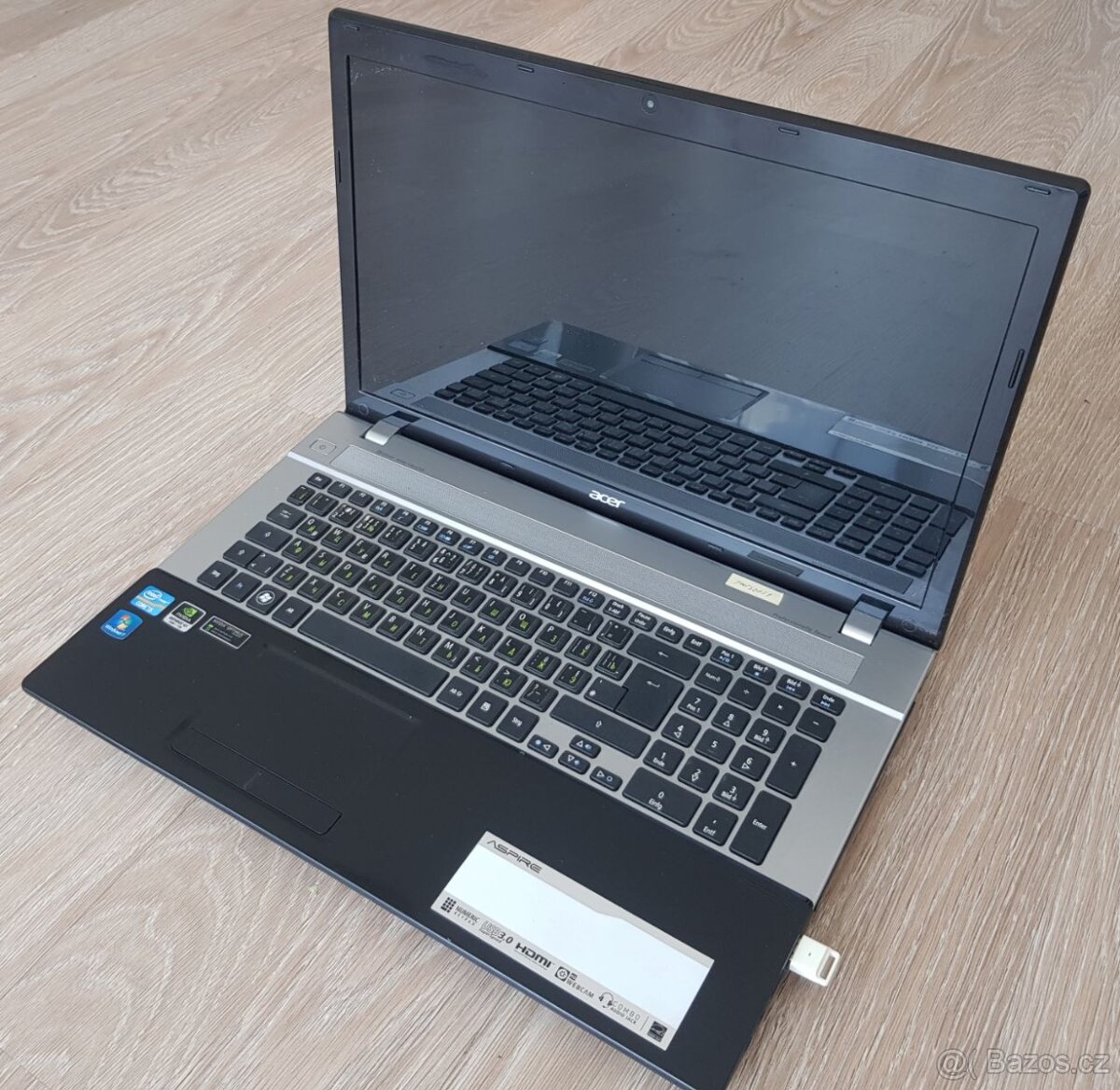 Acer Aspire V3-771G