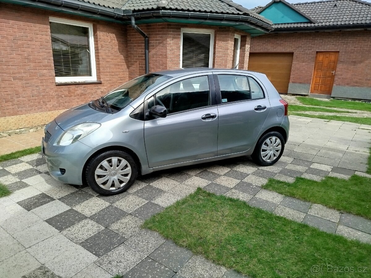 Toyota Yaris  1.3