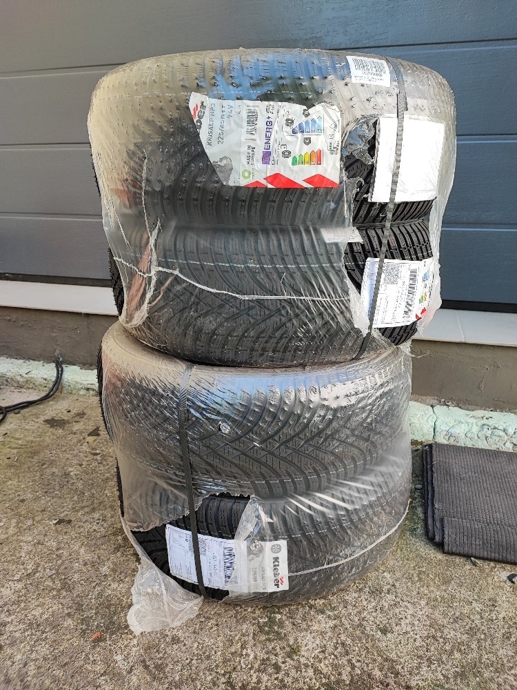 Zimní pneu - Kleber Krisalp HP3 225/45 R17 94V XL