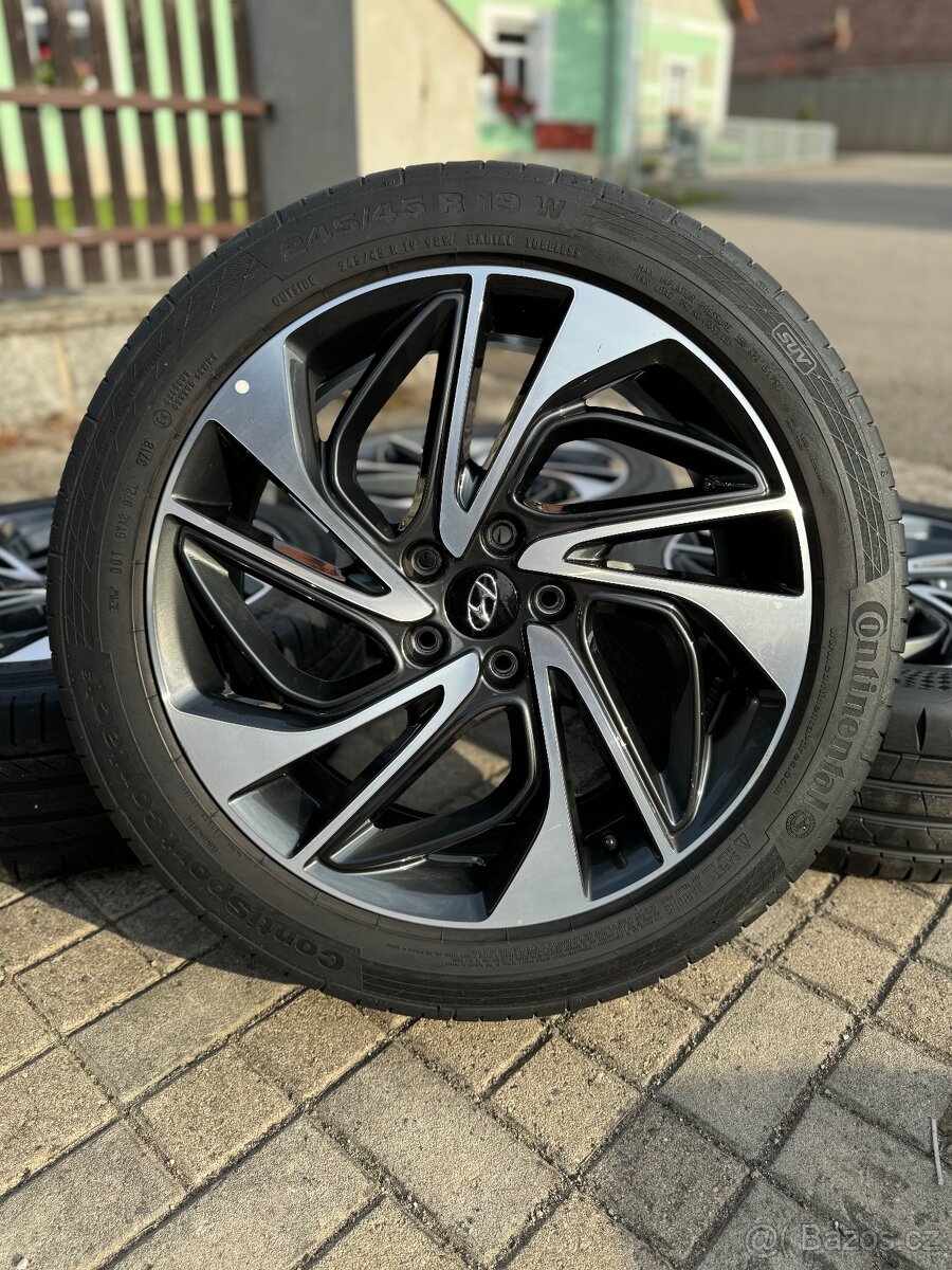 ORIGINÁL Alu Hyundai, KIA R19, 5x114.3 - TOP STAV