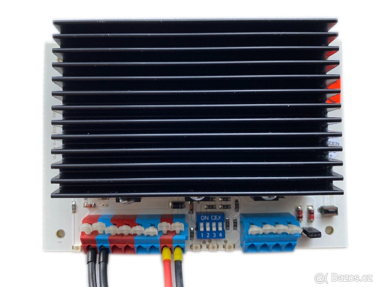 Inteligentní modul dobíječe a omezovače UZM2