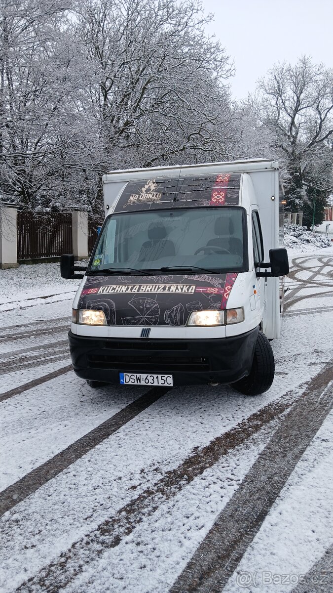 Prodám foodtruck pojízdné občerstvení, prodejna stánek