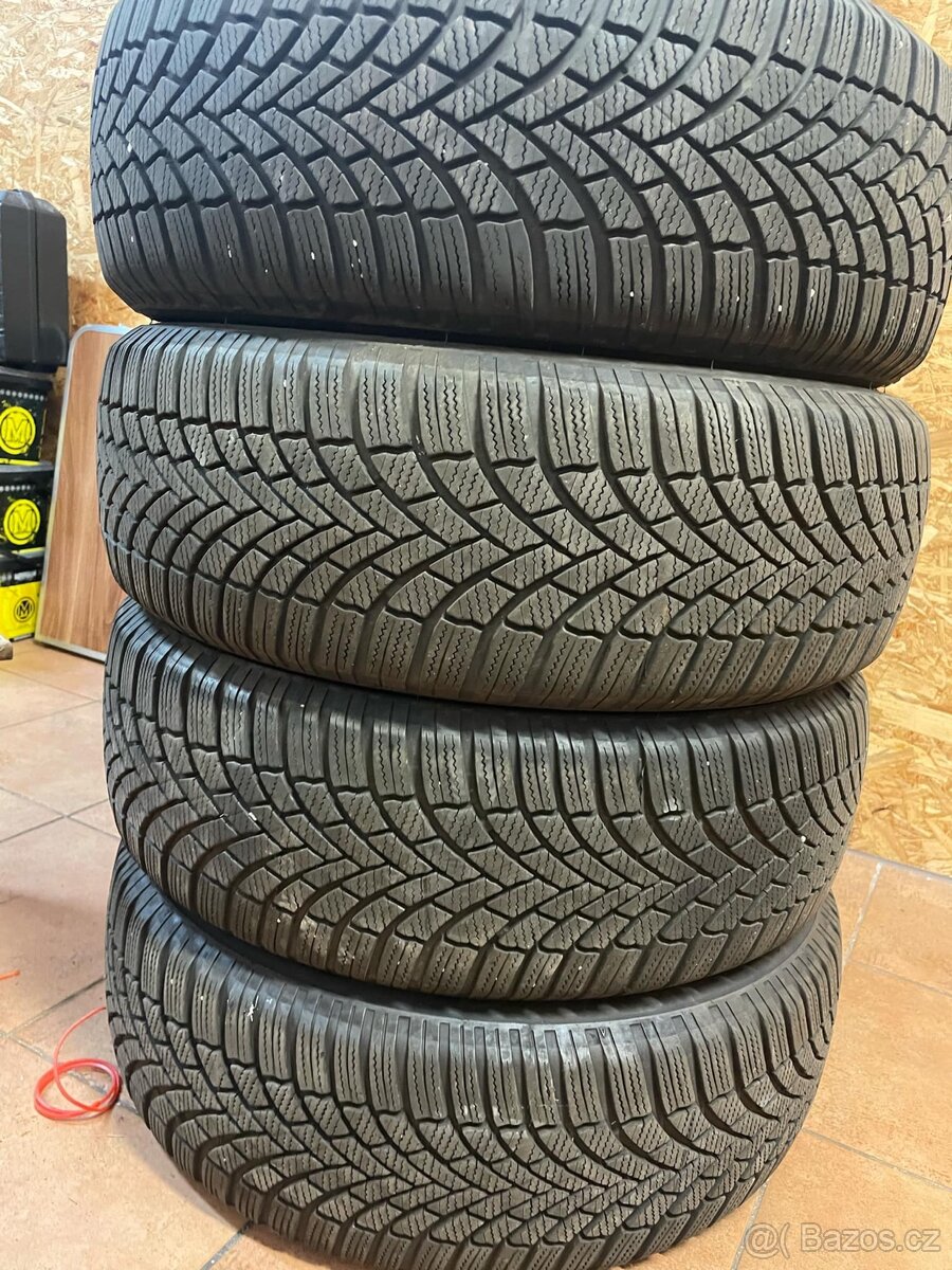 Bridgestone 205/60/16 zimní