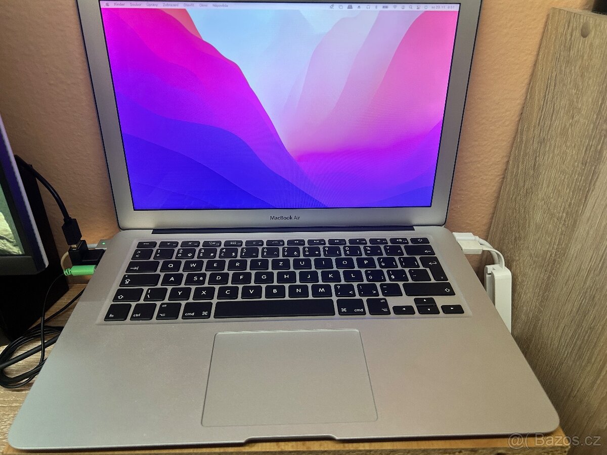 MacBook Air 2017 -nová baterie