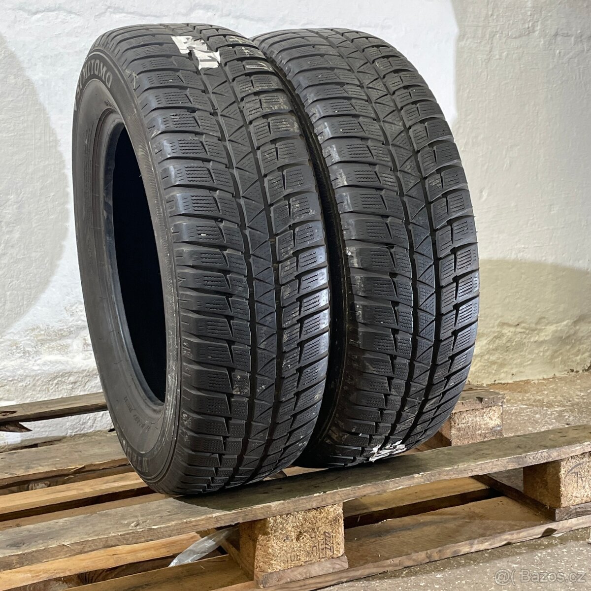 Zimní pneu 225/55 R17 101H Goodyear 45448mm