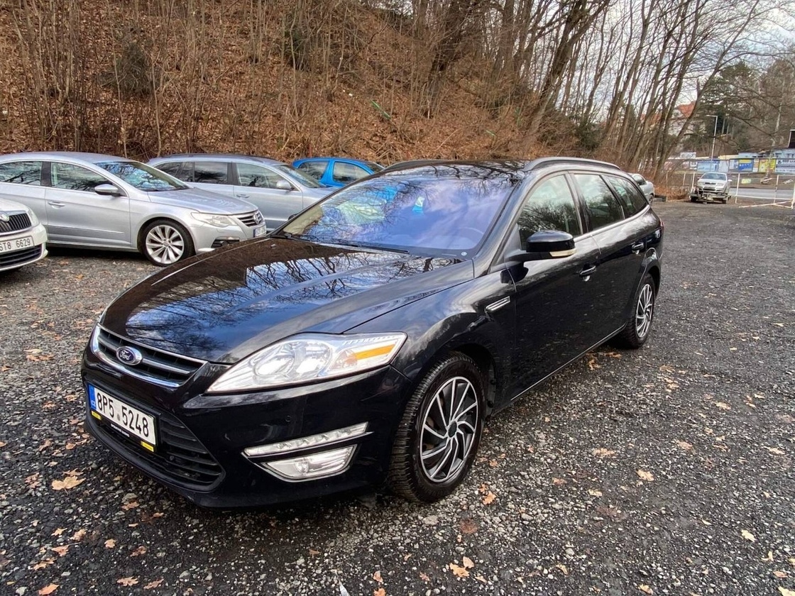 Ford Mondeo Combi 2014 1.6 TDCI 85kW klima tempomat navigace