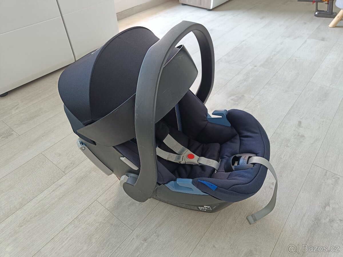 Autosedačka Cybex Aton 5 + základna