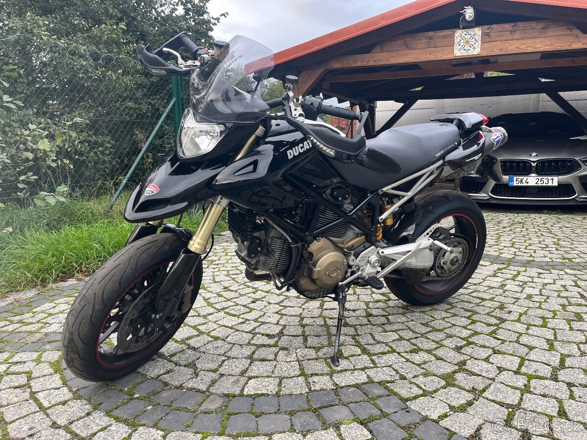 Ducati Hypermotard 1100