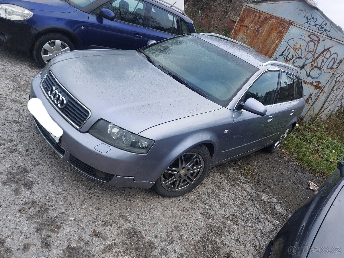 Audi A4 2.5 tdi 132KW Quattro Automat