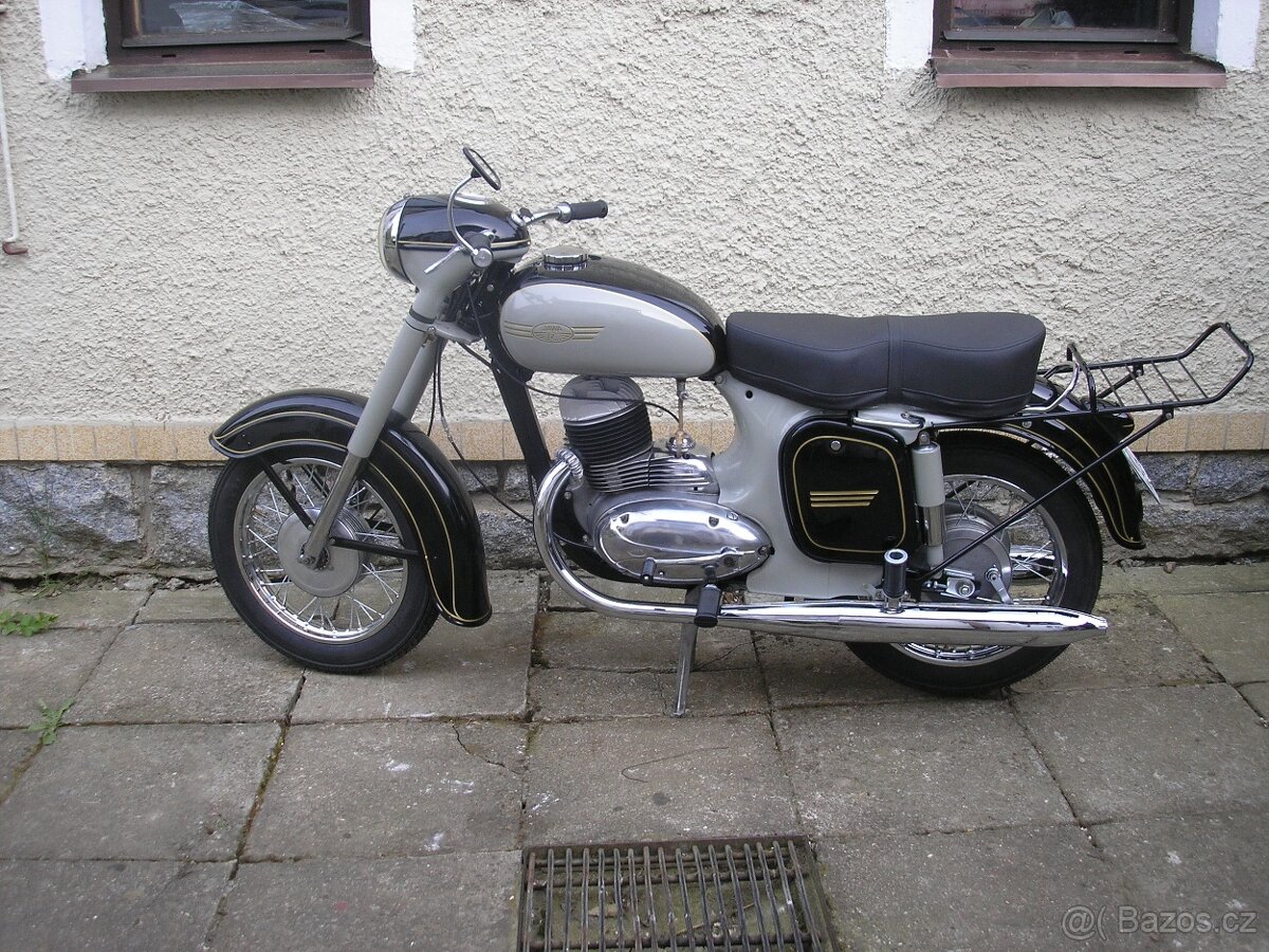 Jawa 250 Ambasador