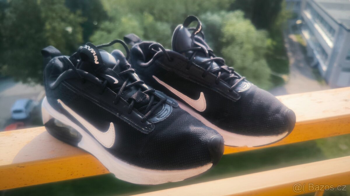 Tenisky černobile 39NIKE