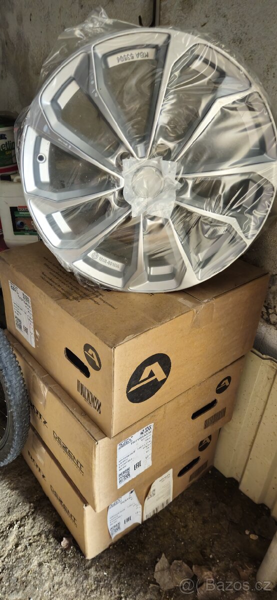 Dezent KS Silver 7x17, 5x114.3, ET 53 - nové