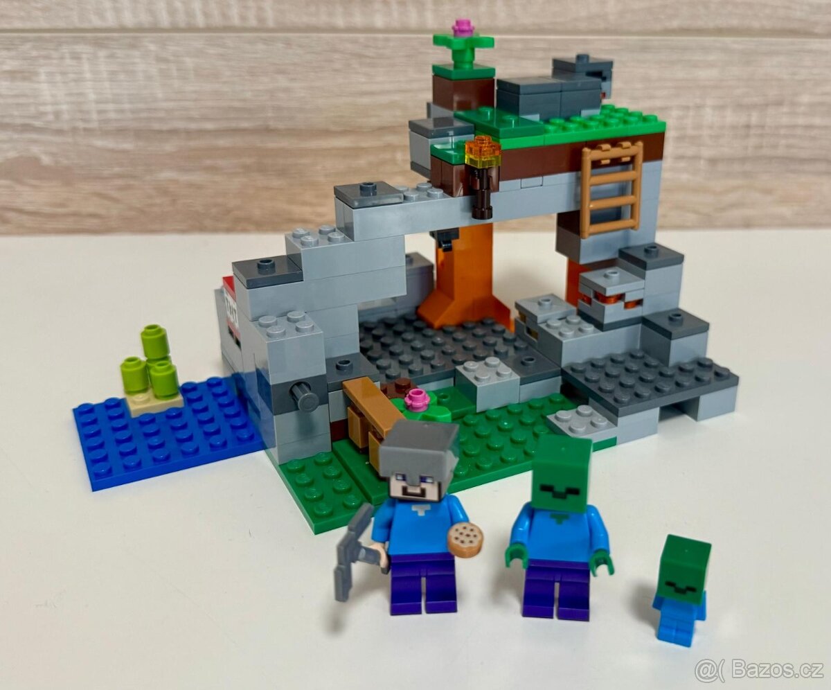 Lego Minecraft 21141 Jeskyně se zombie