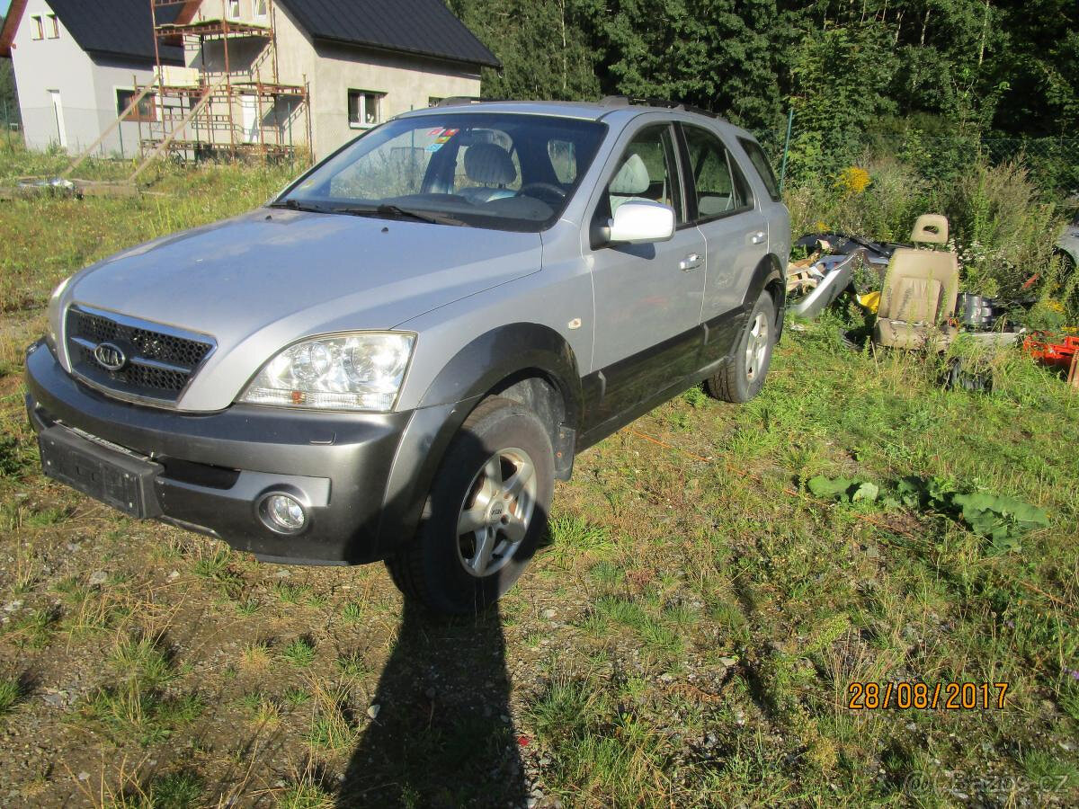 Kia Sorento 2,5 crdi rv 2006 automat na nahrní díly