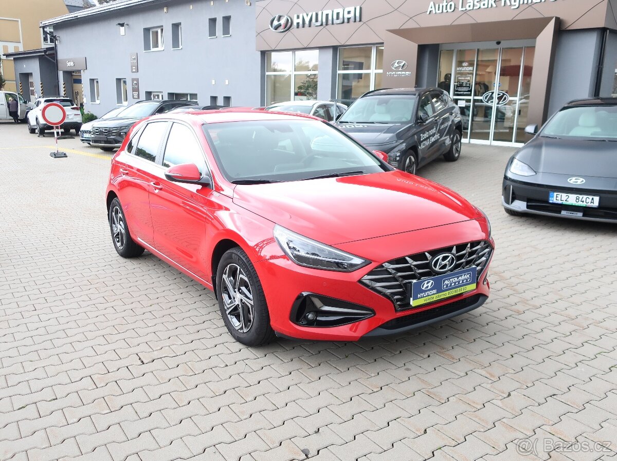 AKCE Hyundai i30 HB 1.5DPi 81kW SMART ZÁRUKA ČR SERVISKA