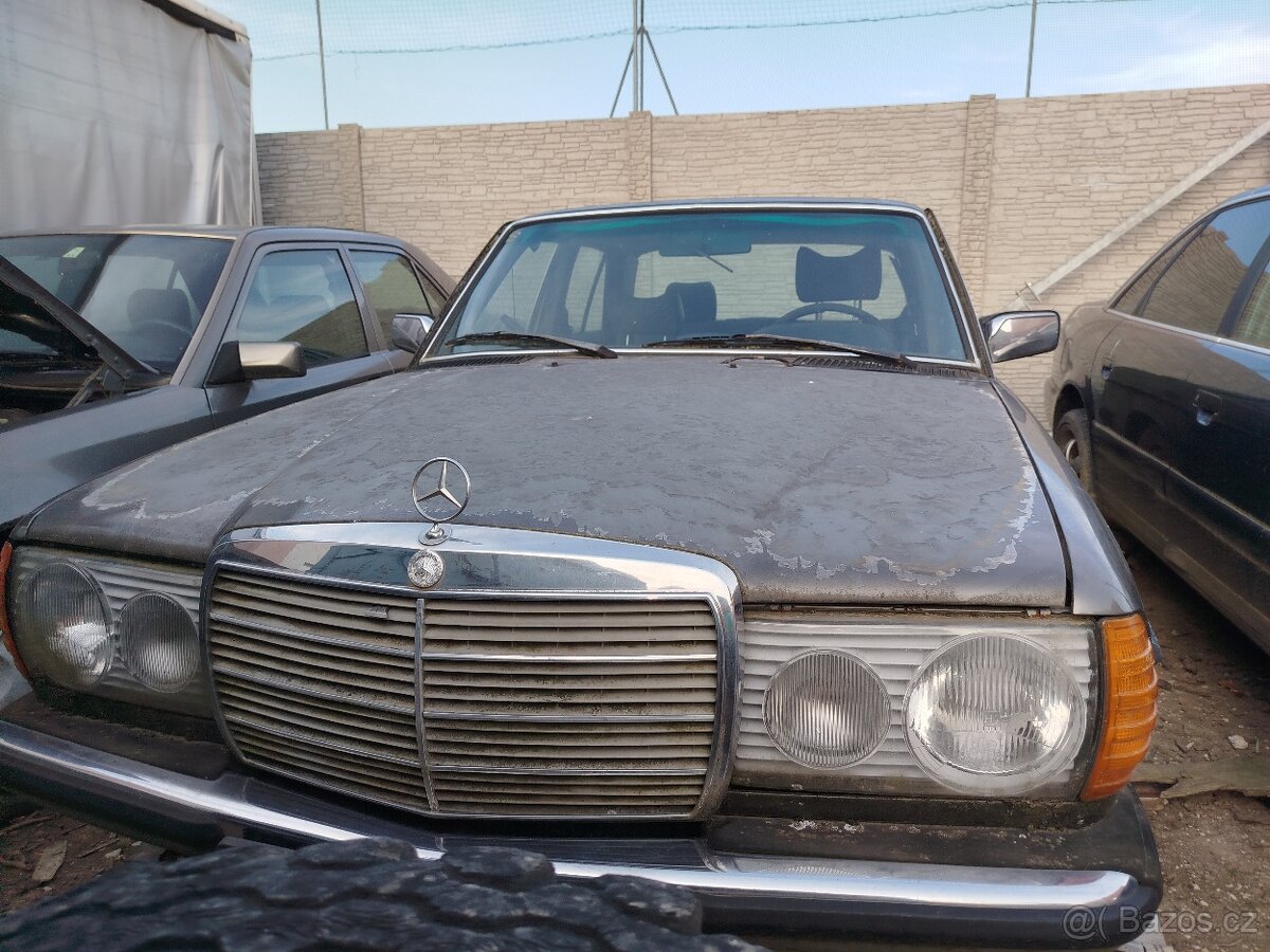 Mercedes w 123 240D