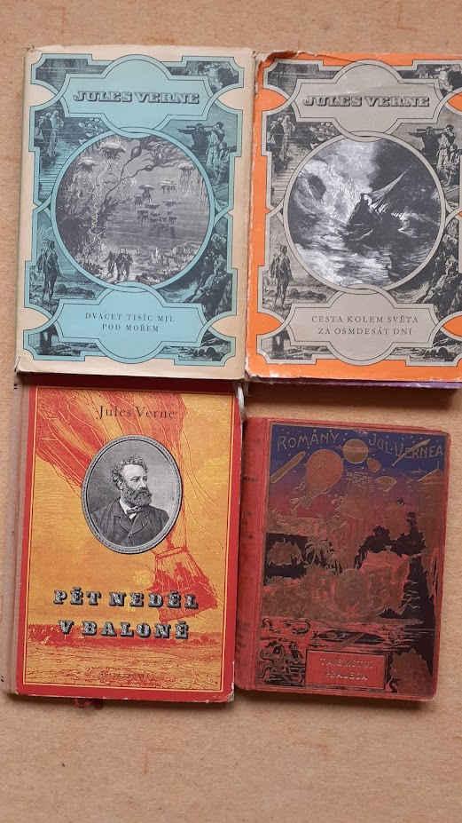 4 x Jules Verne