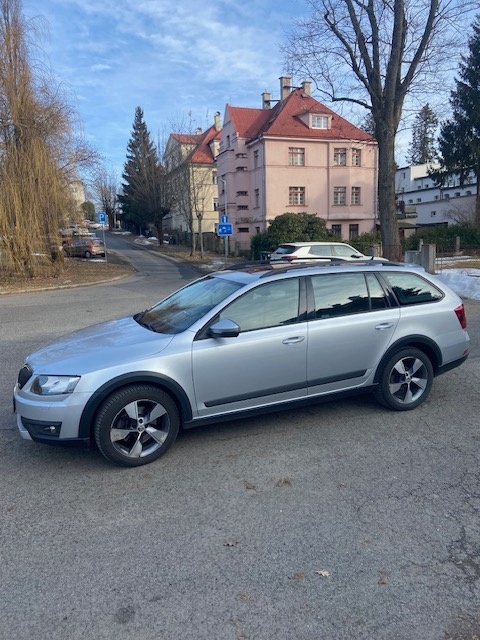 Škoda Octavia III Scout 2.0 TDI Automat 4x4