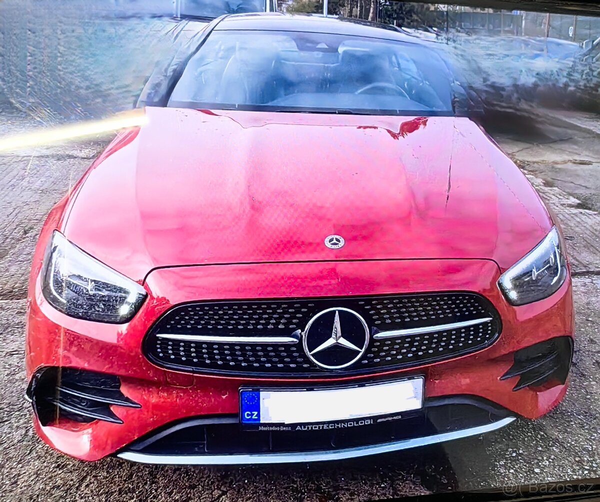 Přední nárazník MB e300