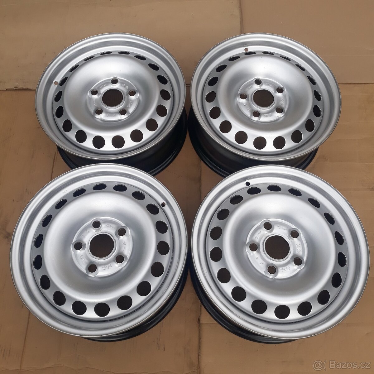 15 disky VW Caddy,VW Touran,VW Golf V,VI,VII,Jetta