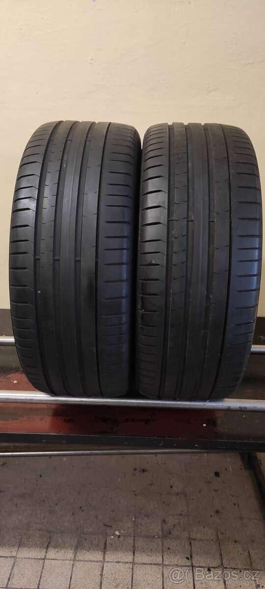 Pirelli 255/40 R21 102Y 1x5mm 1x4,5-5mm