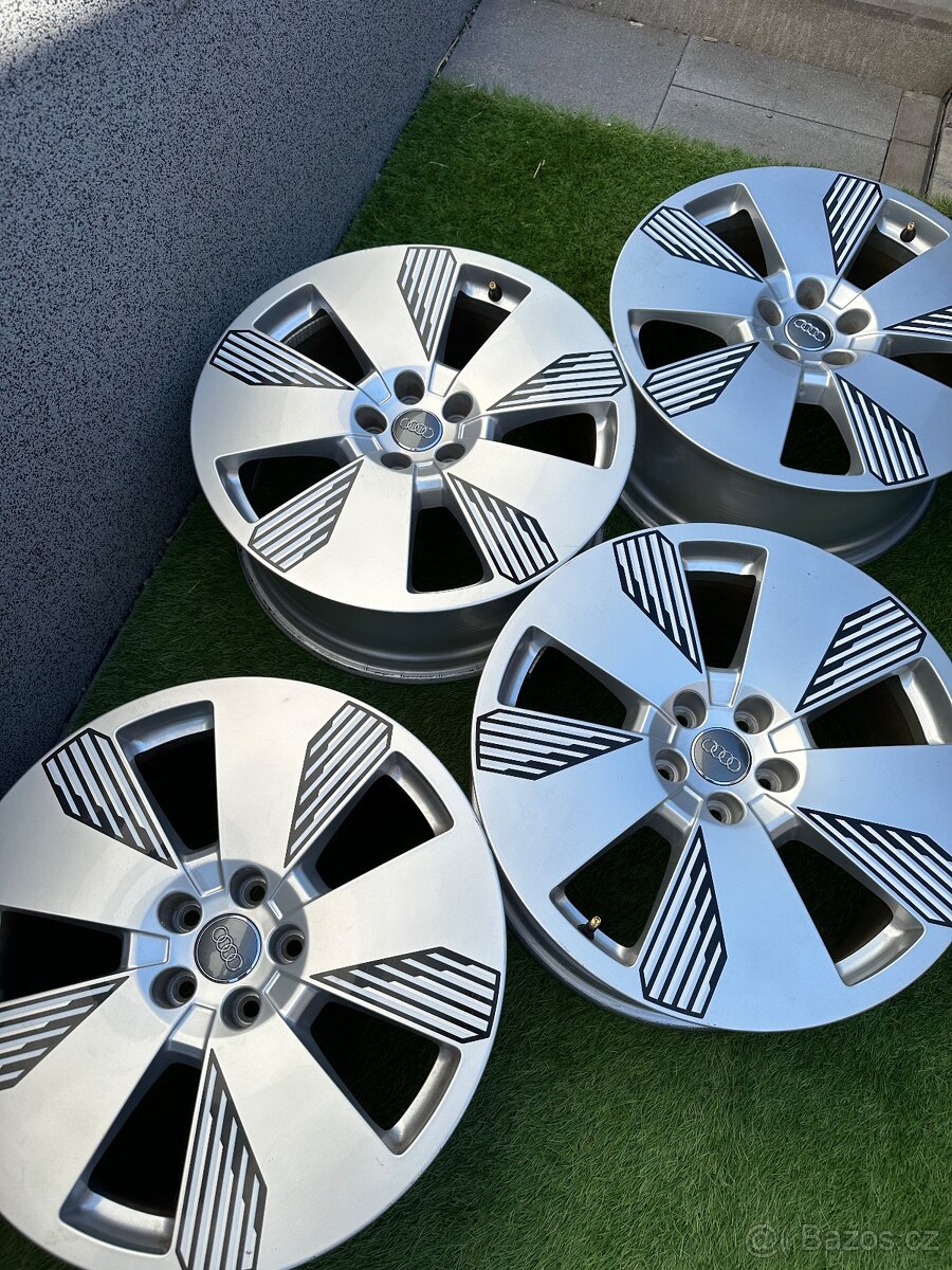 Alu kola 5x112 r19 (sq8)