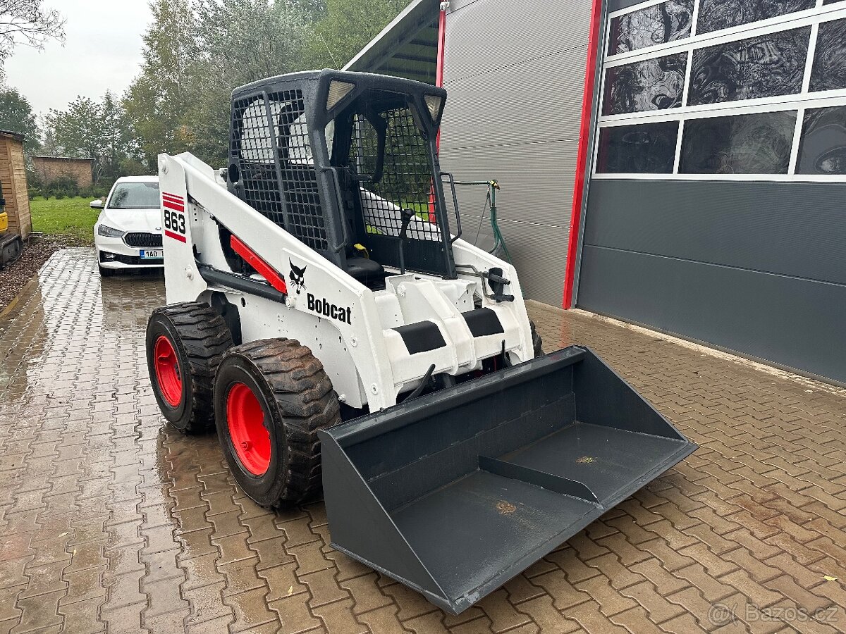 Bobcat 865 smykáč po opravě