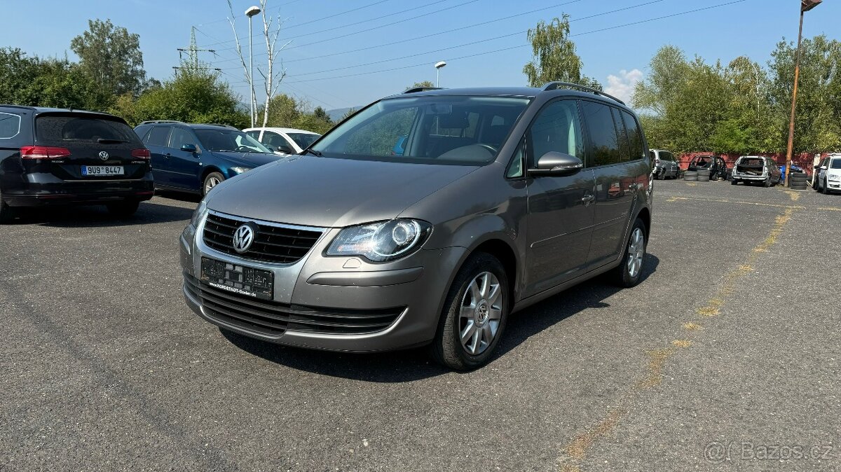 VW Touran 1.9 TDi Freestyle - top stav (historie)