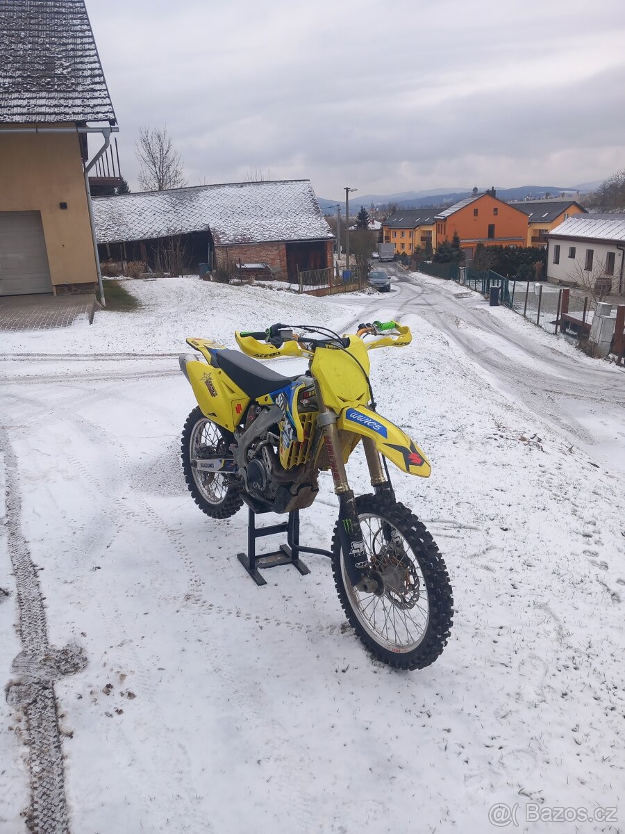 Suzuki RMZ 450 2016