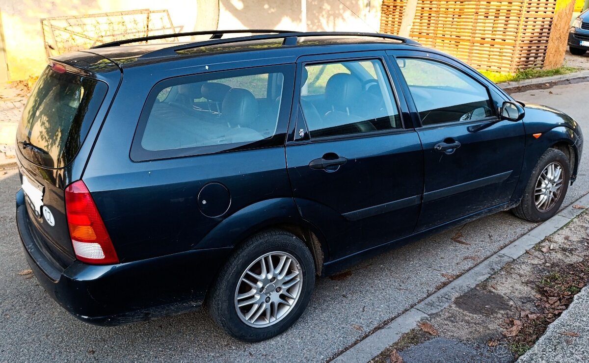 Prodám Ford Focus 1,6 benzín r. 2000