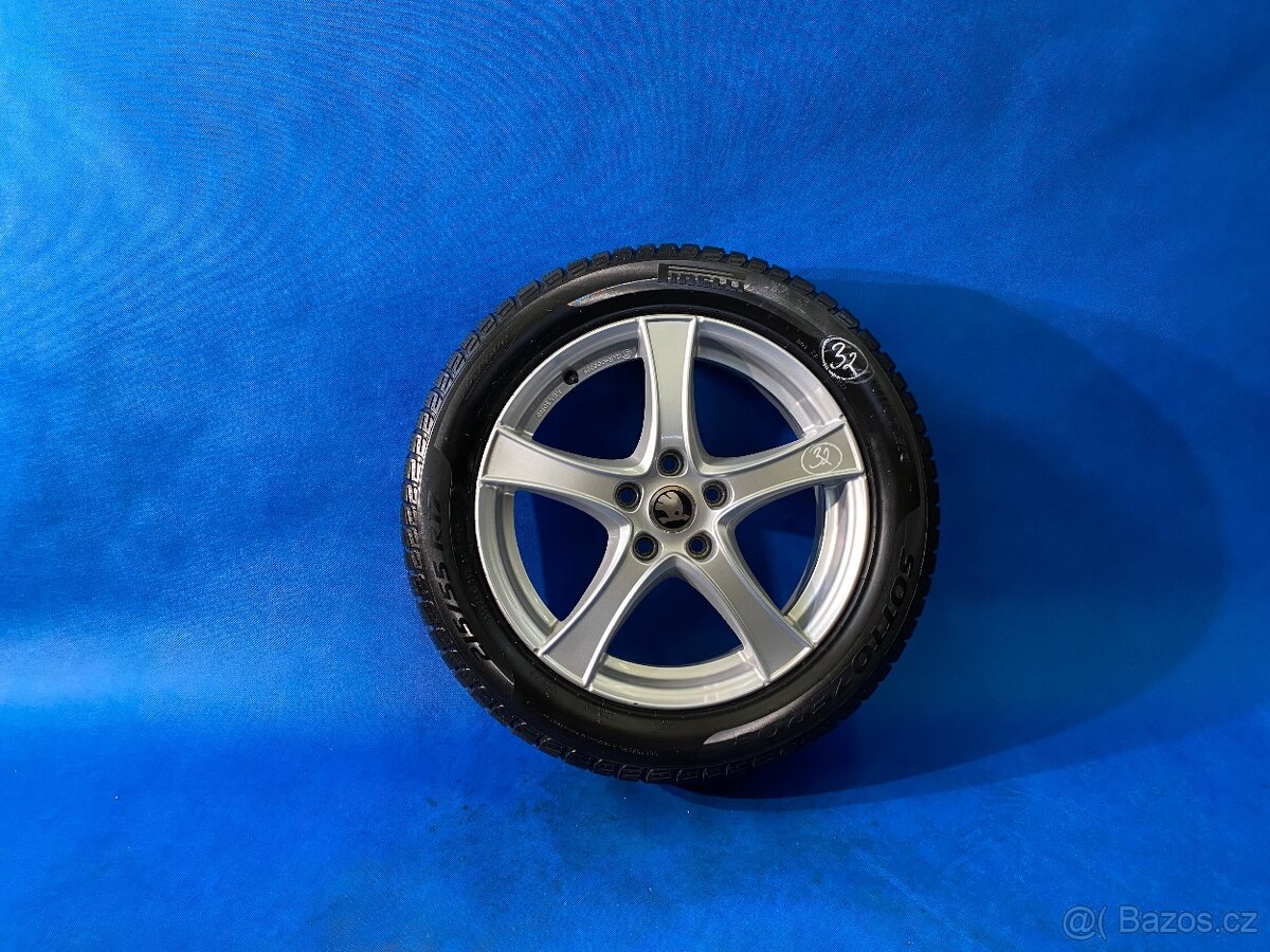 Zimní Škoda ALU kola 215/55/R17 Pirelli Sottozero 3