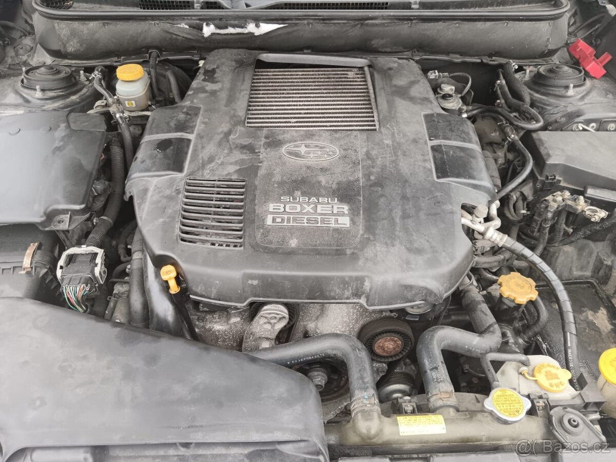 /// Motor Subaru 2.0D EE20 ///