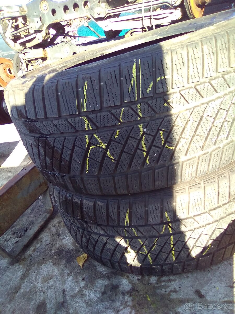 Zimní gumy 245/35 R19