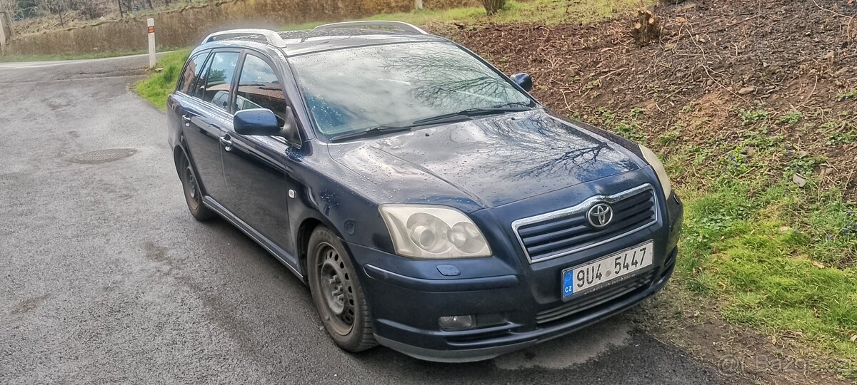 Toyota Avensis combi 2.0i 108kW