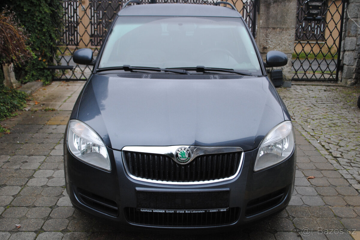 Škoda Fabia 2 kombi 1.4 63kW - klimatizace