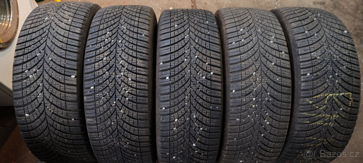 Zimní pneumatiky Goodyear 225/55 R17C 7,50mm DOT 2023