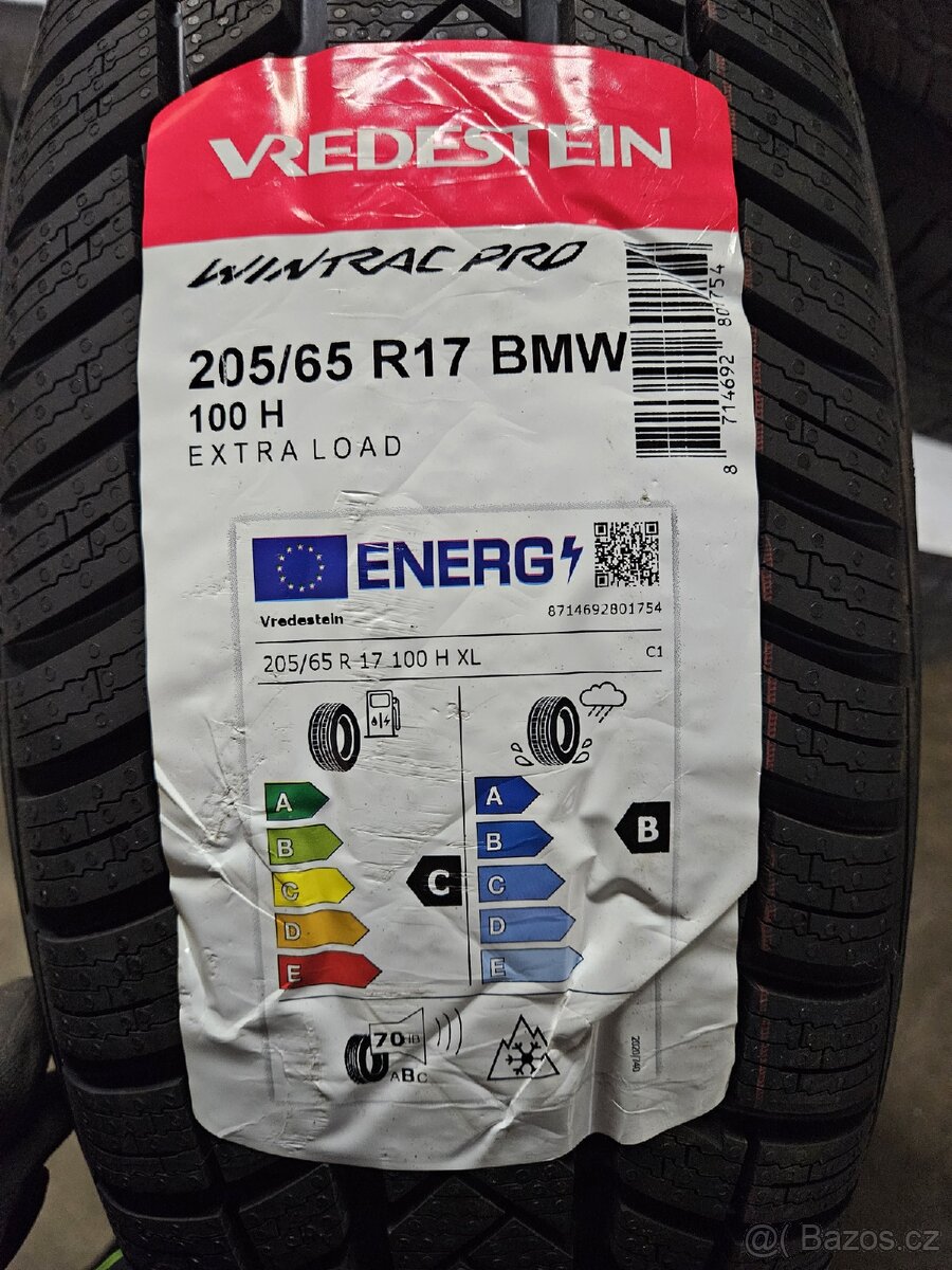 Zimní pneu vredestein 205/65 R17 100H