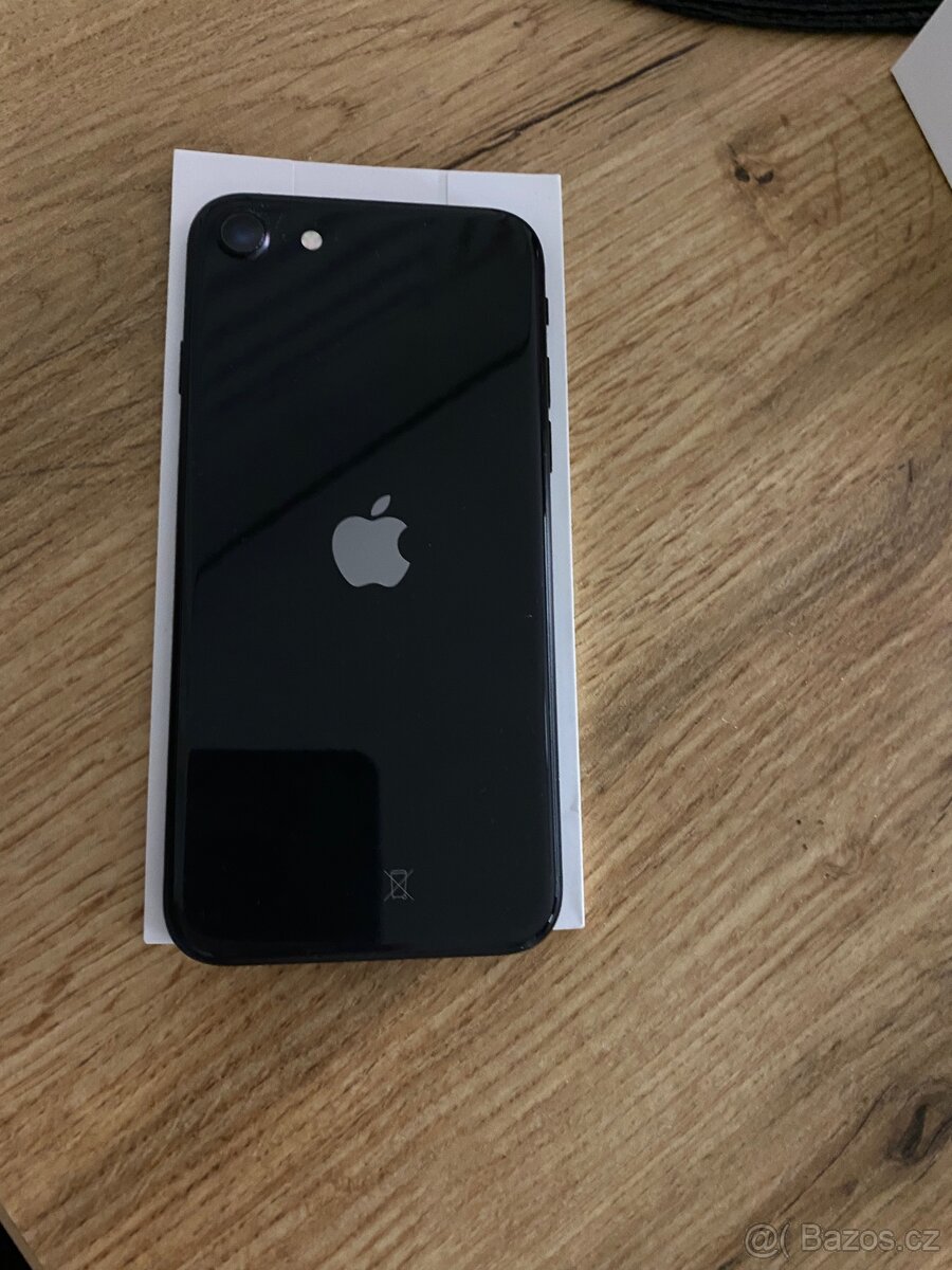 iPhone SE Black 64GB