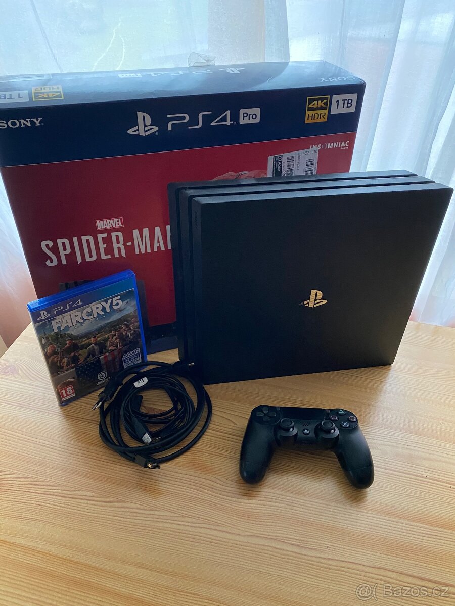 Playstation 4 PRO 1TB + ovladac + hry