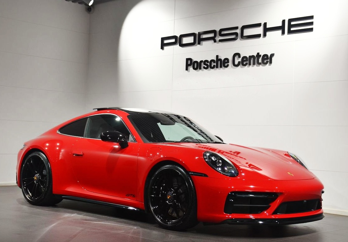 Porsche 911 Carrera 4 GTS PDK DPH 1majitel