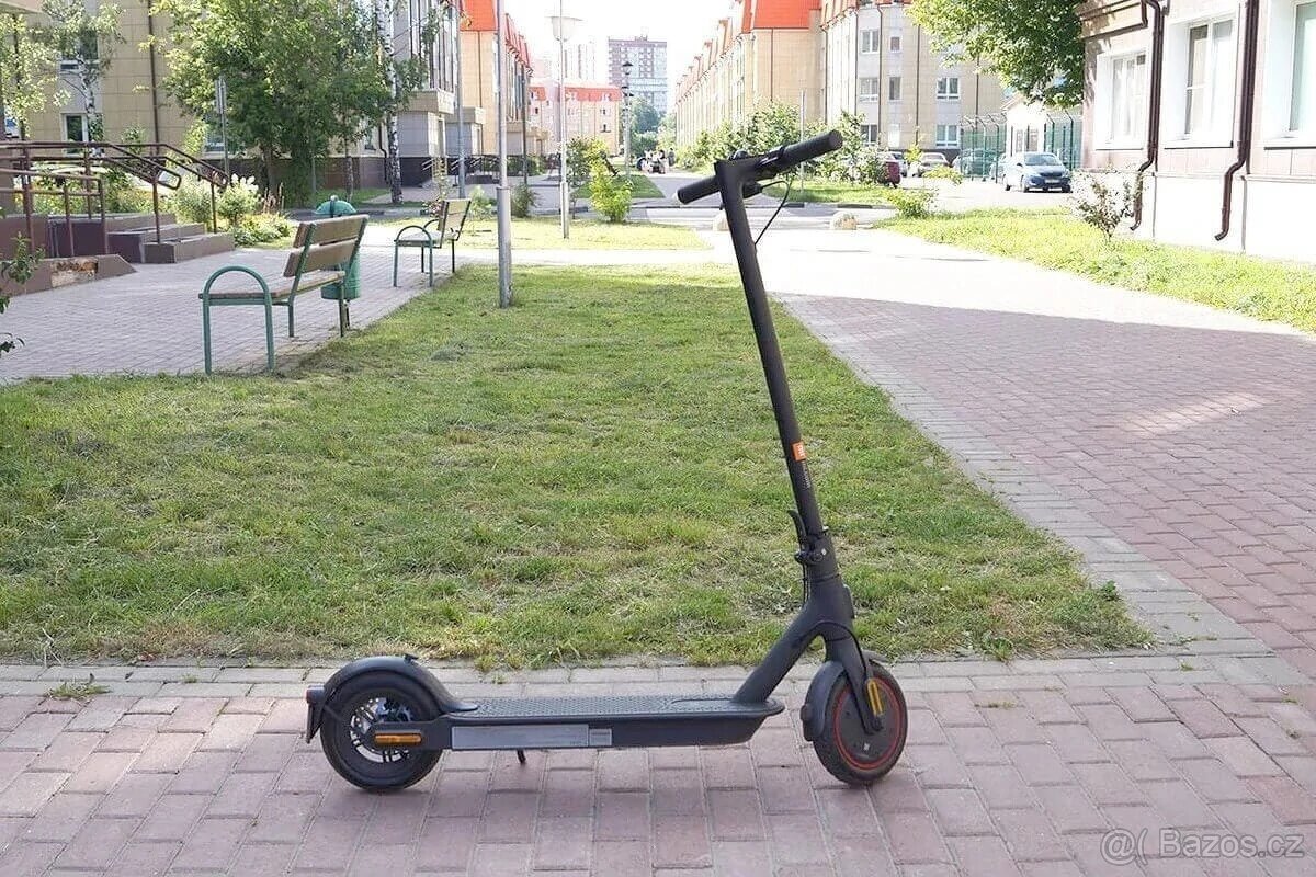 Elektrokoloběžka Xiaomi Mi Scooter Pro 2