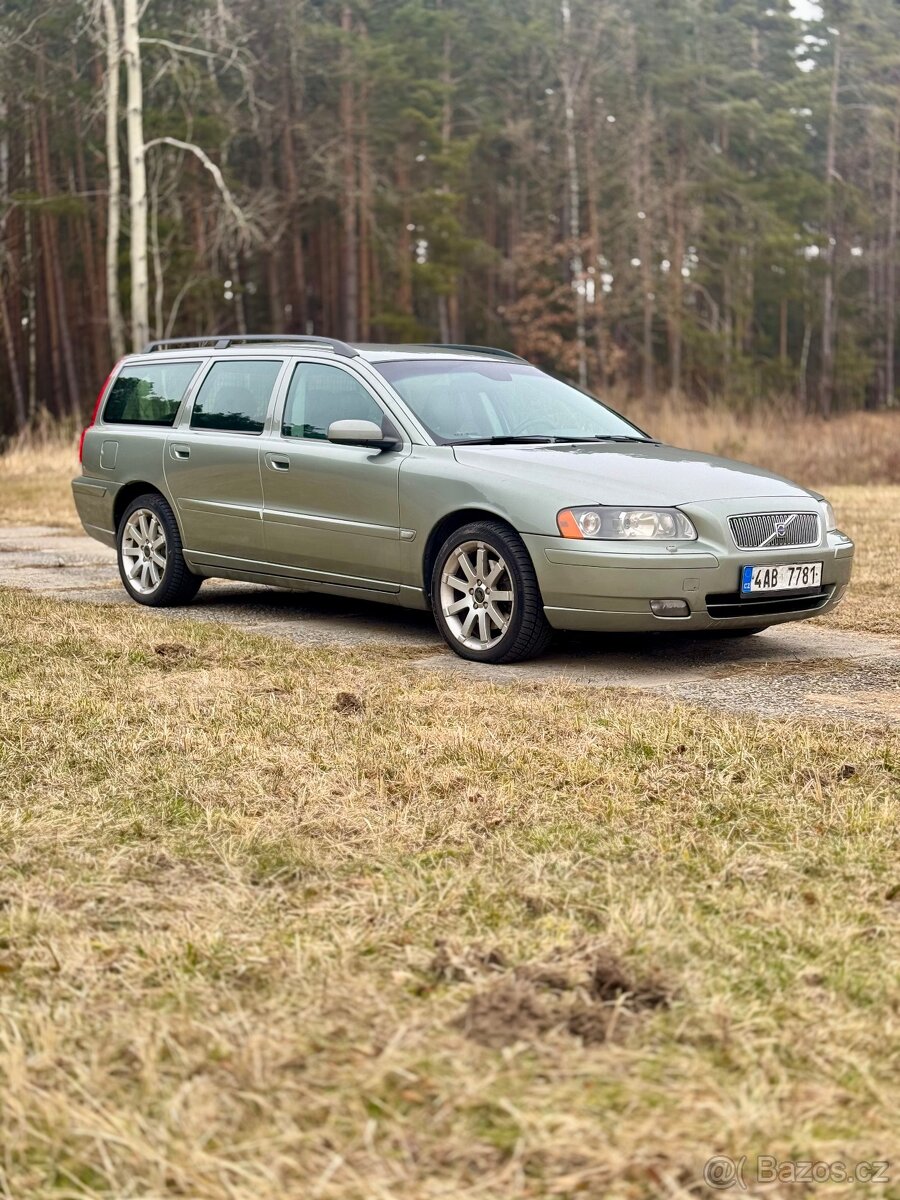 Volvo v70 2007 d5 awd manual  DPH